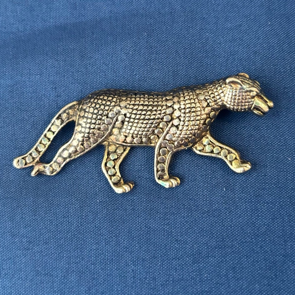 Gold color Leopard Brooch